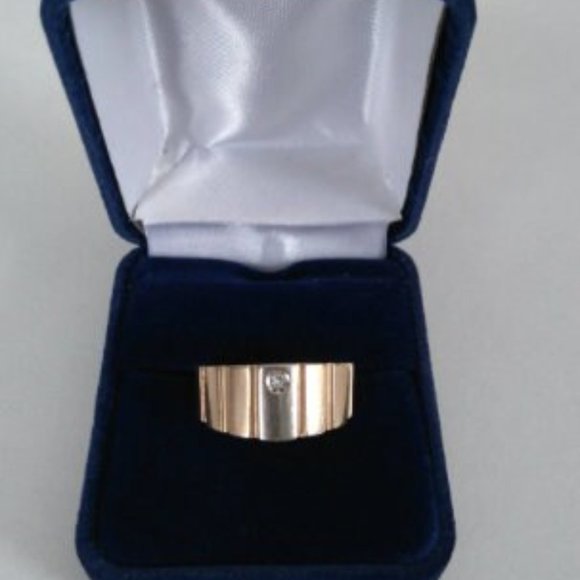 Wedding Ring Yellow Gold and 10k White Gold 1 Diamond of 5pts SIZE 10 - Picture 1 of 2